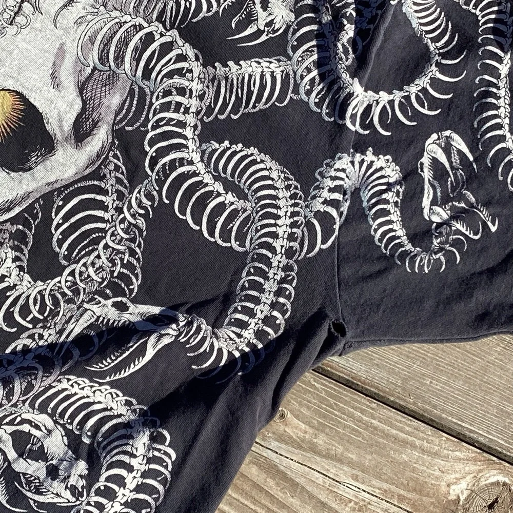 1993 Liquid Blue Mens Graphic Tee XL Cotton Vintage - Picture 5 of 16